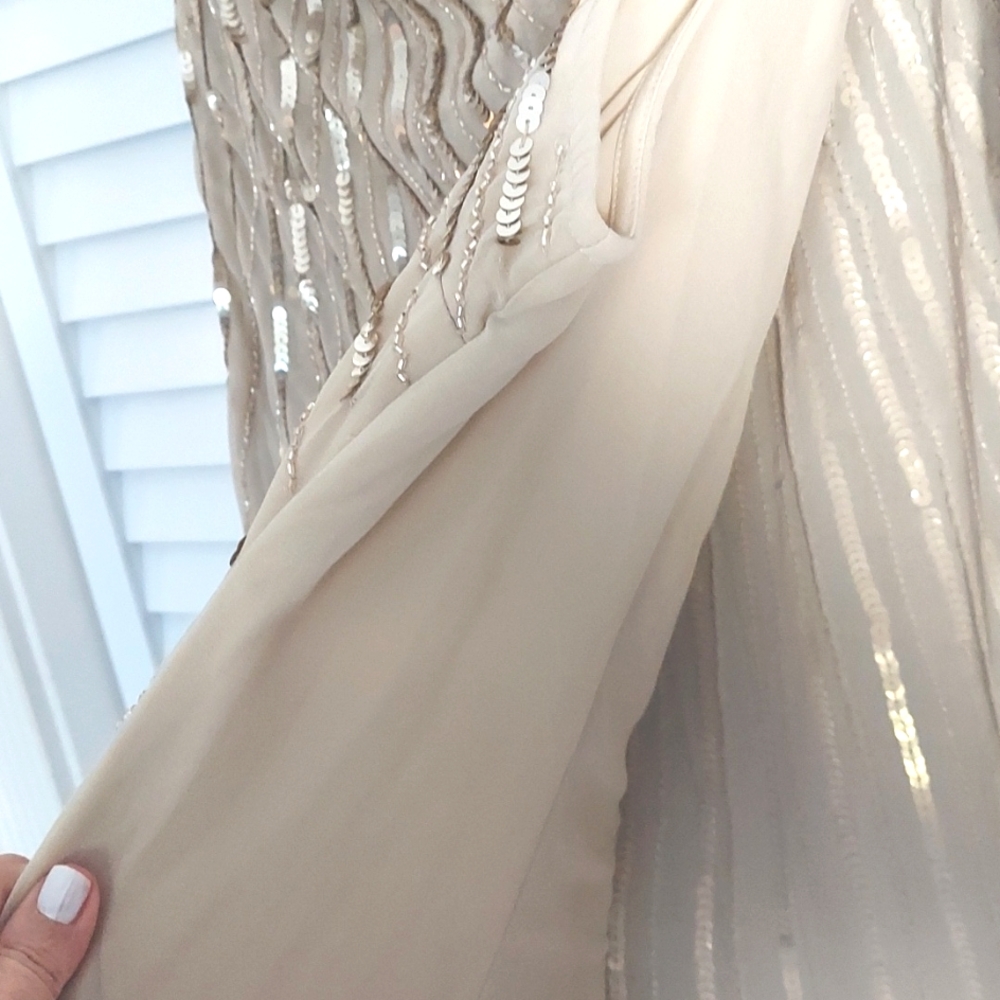 Mac Duggal Gown Sz 18, Cape, Lined, Champagne, Intricate Beading, Sequins NEW!! - Picture 8 of 13